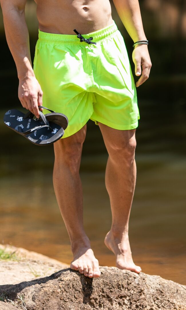 SHORT NEON VIBE